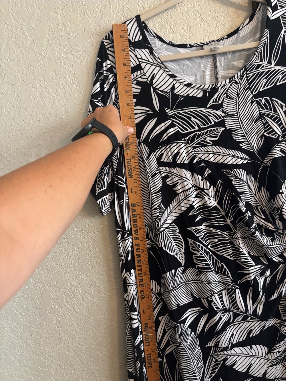Avenue Black & White Leaf-Print Maxi Dress - Picture 9 of 12